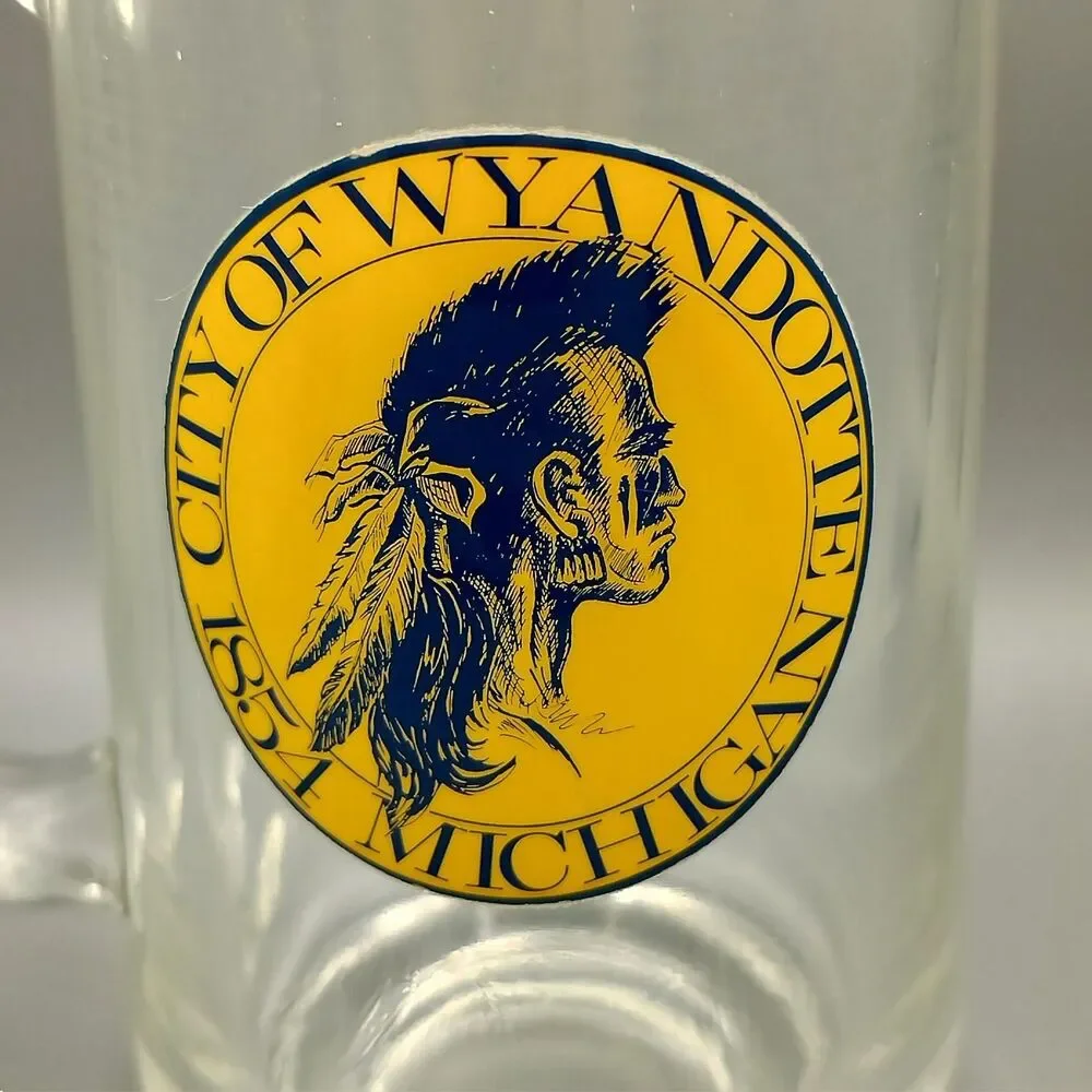 Wyandotte Michigan 1854 City Seal Glass Beer Mug 5.5” Vintage Souvenir